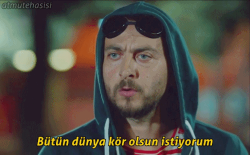 Çok Güzel Bir Kızla Sevgili Olunca Neler Olur?