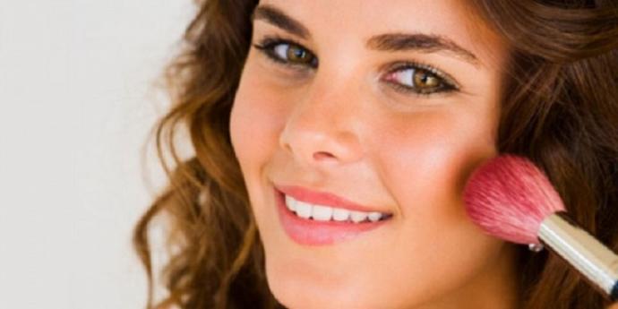 Doğru Makyajın Aşamaları ve Püf Noktaları