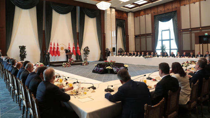 Büyükşehir Belediye Başkanları WhatsApp Grubu Kuracak