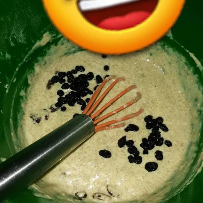 Diyet Yapanlar İçin Tam Buğdaylı Üzümlü Fit Kek Nasıl Yapılır?