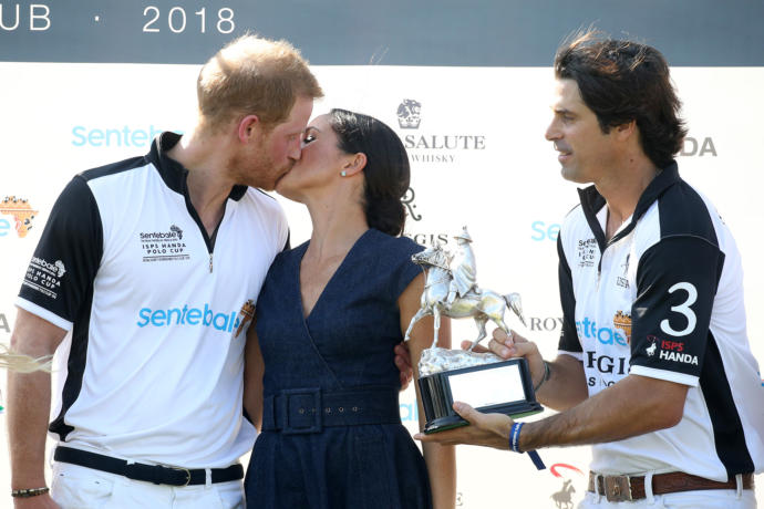 Kraliyet Ailesinin Asi Gelini: Meghan Markle'ın Kraliyet Kurallarını Çiğnediği 5 Olay!