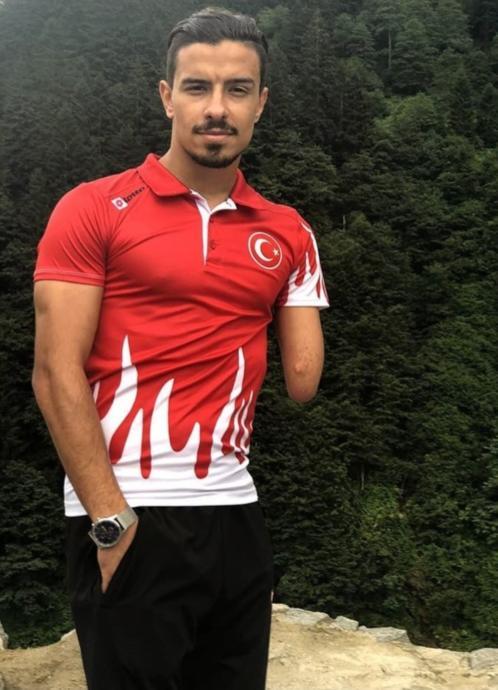 Paralimpik Yüzme Dalında Mücadele Eden Milli Sporcumuz Muhammed Ali Aydın'ı Biraz Daha Yakından Tanımaya Ne Dersiniz?