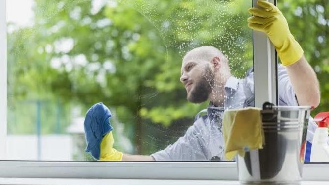 Bezleri Hazırlayın: Evdeki Camları Temizliyoruz! Cam Temizliği İçin Pratik İpuçları