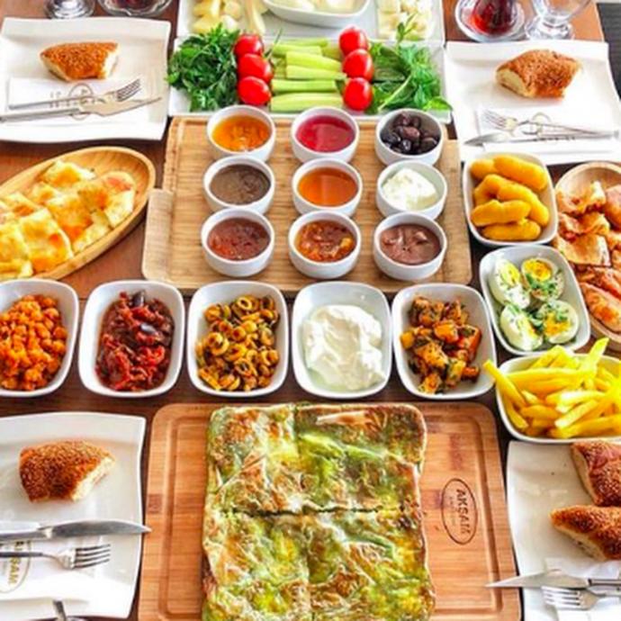 Hem Göze Hem Damağa Hitap Eden Birbirinden Lezzetli Yöresel Kahvaltı Çeşitleri!