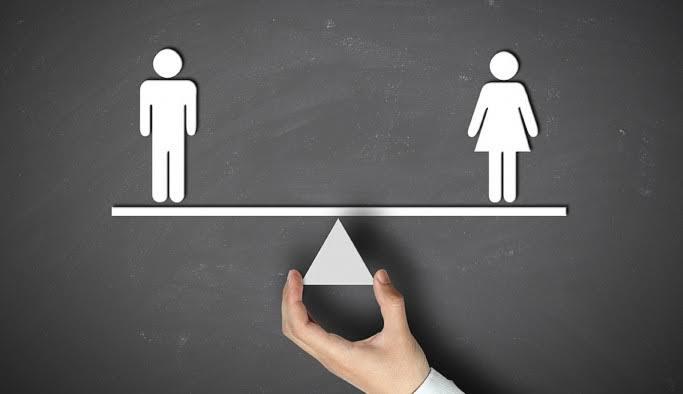 Dilimizden Düşürmüyoruz: Seksizim Nedir?