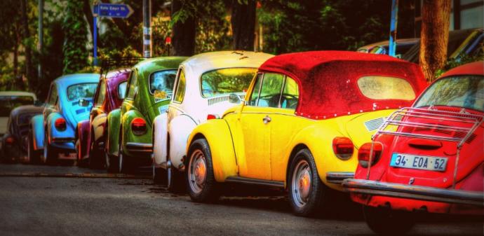 Bir Yaşam Biçimi: Hüzünlü Bir Orhan Gencebay Şarkısı Tadında Hikayeleriyle 2 Nostaljik Araba Volkswagen Beetle ve Hacı Murat