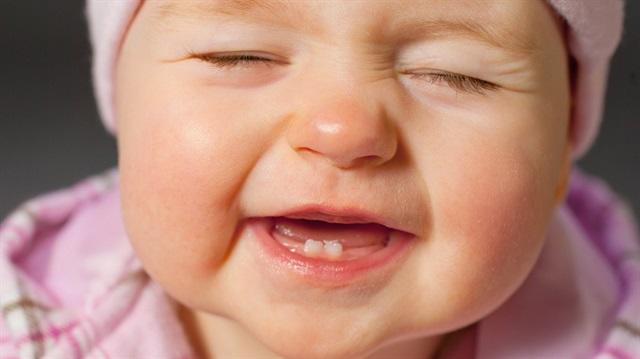 İlk diş çıktığında diş temizliği başlar