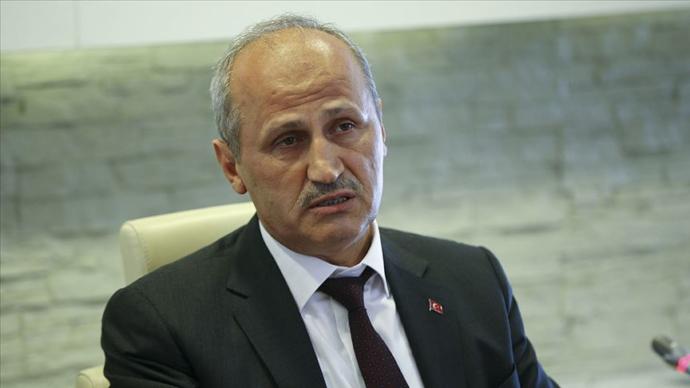 Ulaştırma ve Altyapı Bakanı Cahit Turan