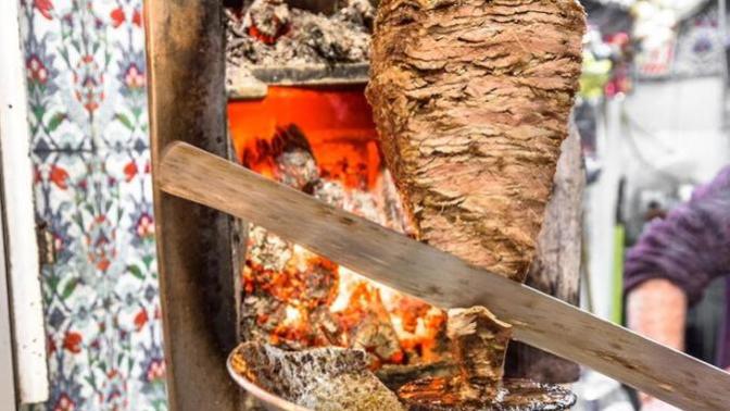 Uzman Görüşü: Fazla Pişirilen Döner Kanser Yapıyor!