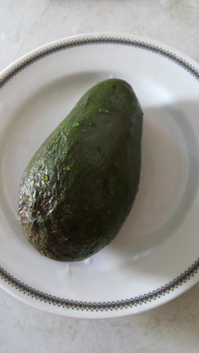 Sağlıklı Beslenenler Buraya: İsotlu Avokado Salatası Nasıl Yapılır?