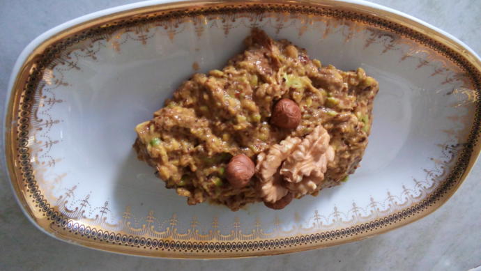 Sağlıklı Beslenenler Buraya: İsotlu Avokado Salatası Nasıl Yapılır?