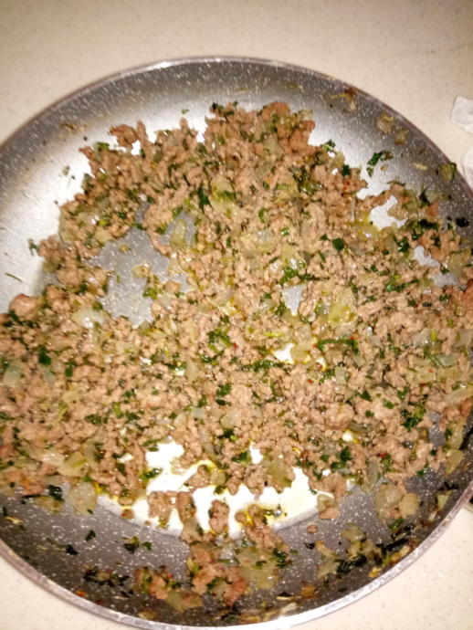 Dumanı Üstünde Çıtır Çıtır Midye Börek Tarifi