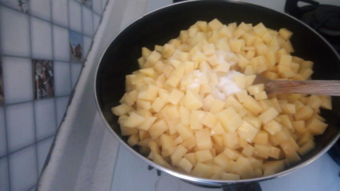 Patates Tutkunlarına Yepyeni Bir Lezzet! Yoğurtlu Patates Kavurması