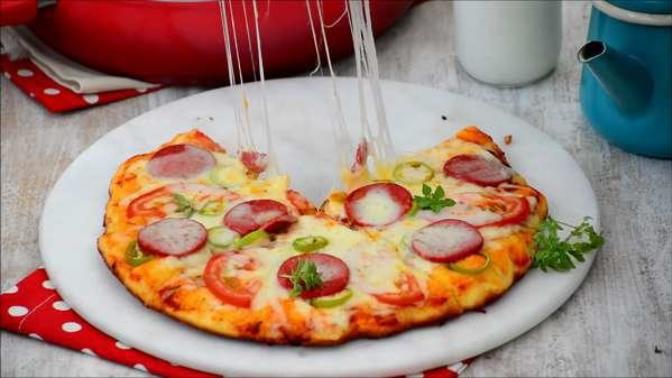 Pizza Yemeyen Kalmasın: Tencerede Pizza Yaptım!