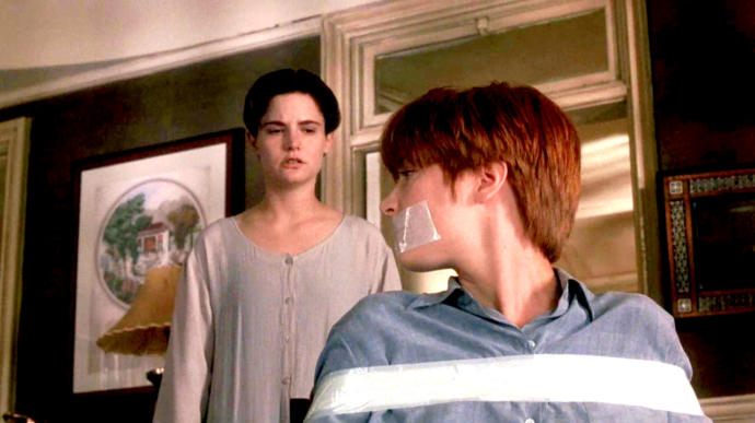Saplantılı Ev Arkadaşı: Single White Female