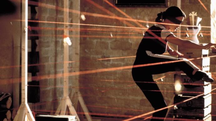 Duygusal ve Ödüllü Bir Aksiyon Filmi: Entrapment