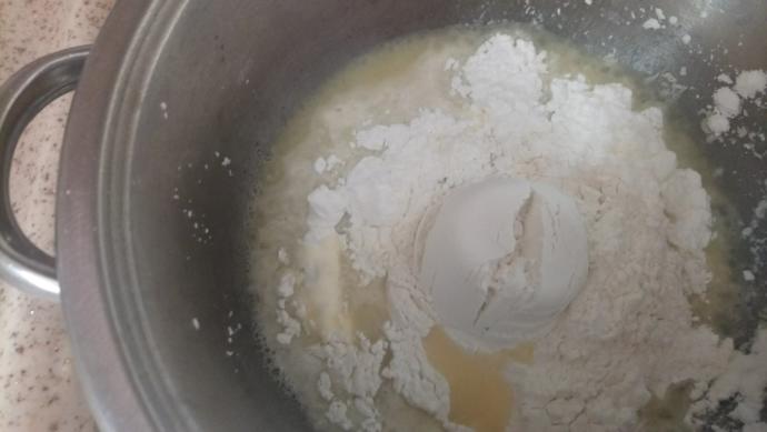 Lezzetli ve Bir O Kadar da Pratik Tavuk Göğsü Tatlısı!