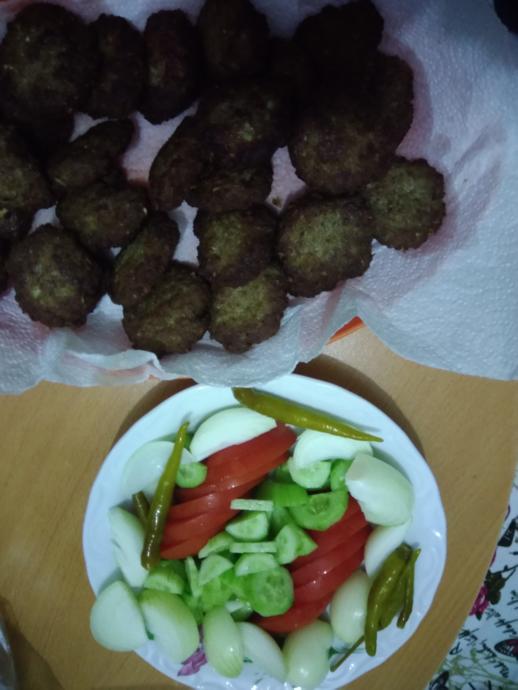 Kuru Köfteye Yeni Bir Anlam Katıyoruz! Kuru Köfte Nasıl Yapılır?
