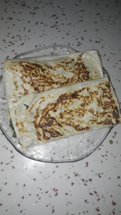 Çıtır Çıtır ve Kolay Ispanaklı Gözleme Nasıl Yapılır?