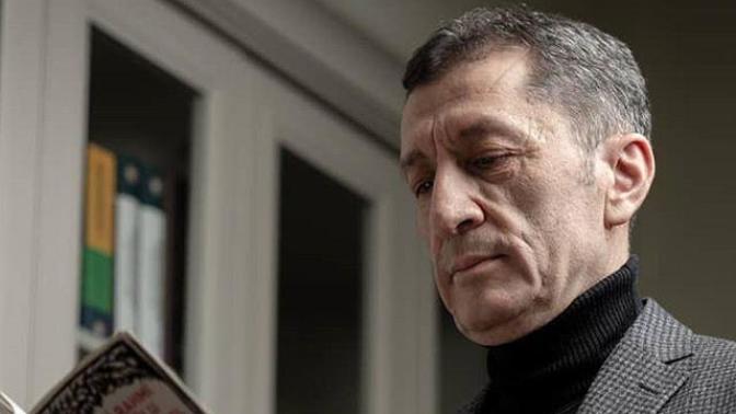 Milli Eğitim Bakanı Ziya Selçuk'tan Dünya Kız Çocukları Günü'ne Özel Videolu Mesaj Milli Eğitim Bakanı Ziya Selçuk'tan Dünya Kız Çocukları Günü'ne Özel Videolu Mesaj