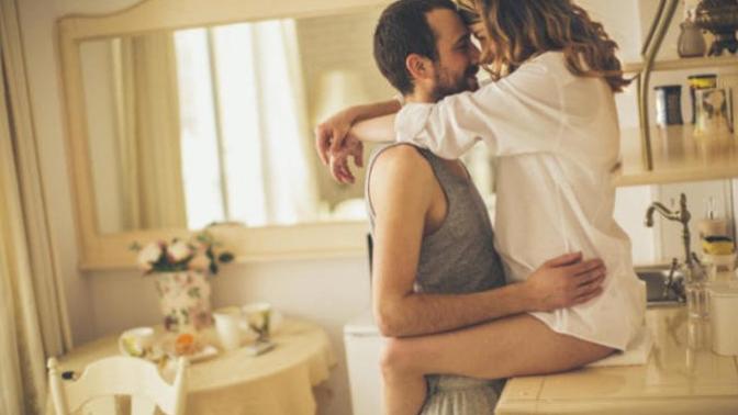 ''Bugün Erkeklerin Başı Ağrıyor'' Erkeklerin Cinselliğe ''Hayır'' Deme Nedenleri!