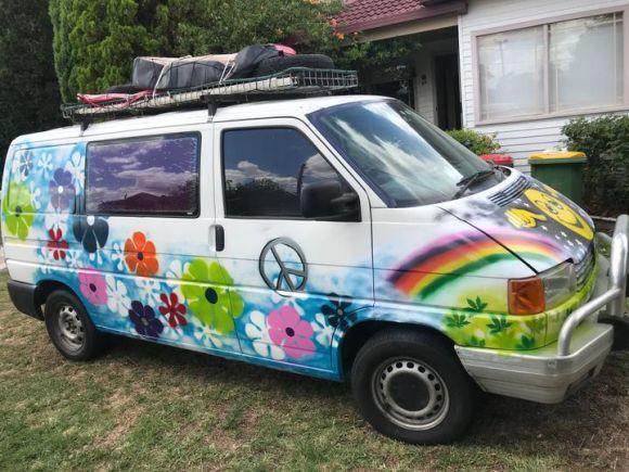 Eski Model Volkswagen Transporter Araçlar Daha Güzel ve Sevimliydi!