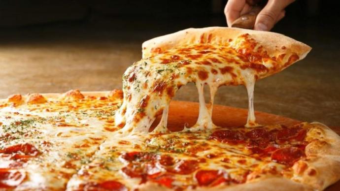 Bir Kadın Yerine Bir Pizza ile Evlenmenin Avantajları Nelerdir?