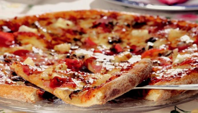 Bir Kadın Yerine Bir Pizza ile Evlenmenin Avantajları Nelerdir?