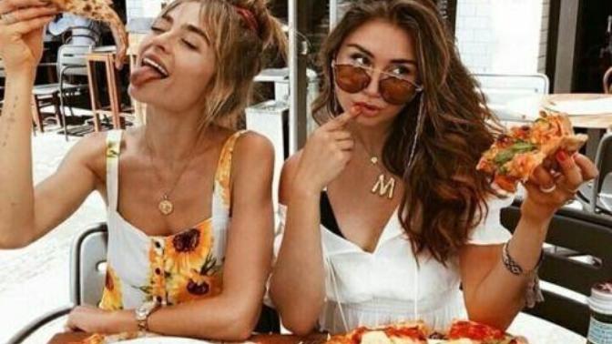 Dişlerimize Zarar Veren Yiyecek ve İçecekler Nelerdir?