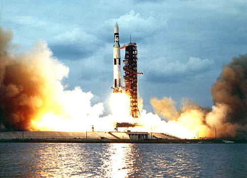 Amerika - Nasa Ve Tarihteki Aya İlk İnsanlı İnsanlı İniş Macerası!
