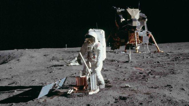 Amerika - Nasa Ve Tarihteki Aya İlk İnsanlı İnsanlı İniş Macerası!