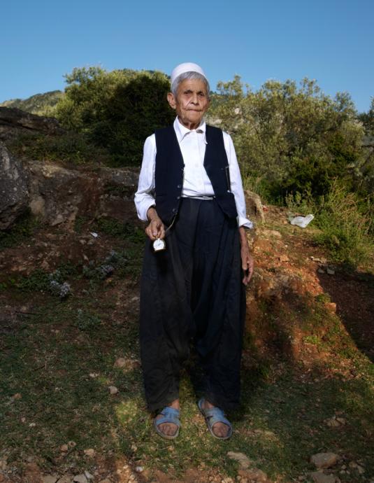 Erkekleşerek Özgürleşen Kadınlar: Arnavutlukta 500 Yıllık Gelenek ve Kadın Doğup Erkek Gibi Yaşayanların Akılalmaz Hikayeleri