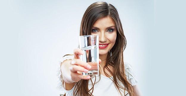 Daha Fazla Su İçmeniz İçin Aklınızda Bulunması Gereken Tüyolar!