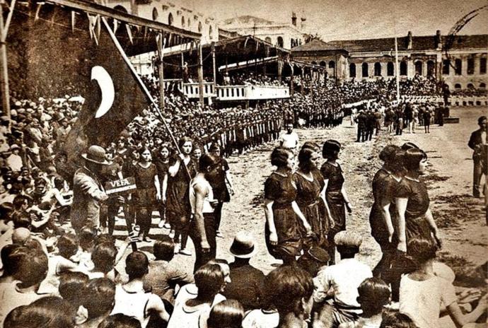 Efendiler, Bugün Cumhuriyet İlan Edildi! Cumhuriyetin İlan Süreci