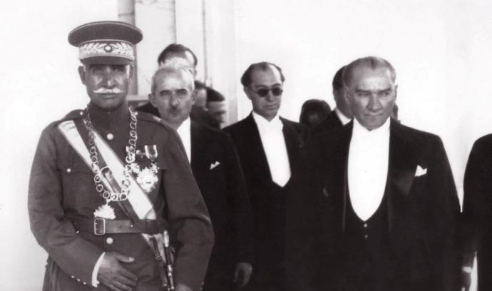Konusunu Atatürkün Belirlediği Özel İstek İlk Operamız