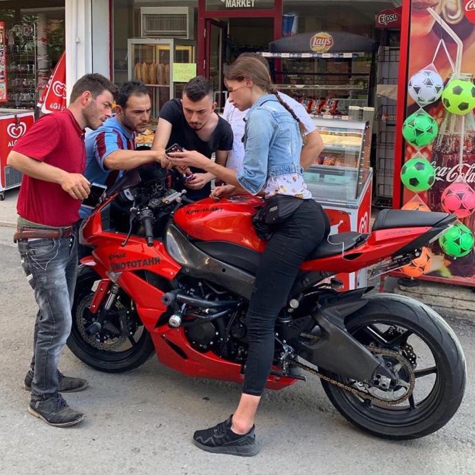 Motorcu Rus Fenomen Tanechka Ozolina