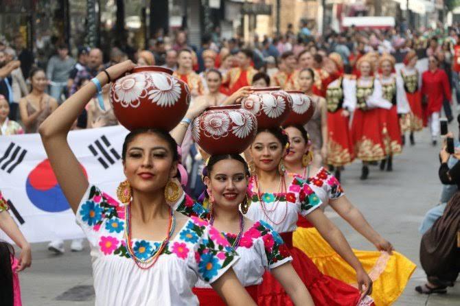Her Sene Heyecanla Beklenen 25 Ülkeden 700 Dans Gösterisinin Yapıldığı Mersin Narenciye Festivali! 📸