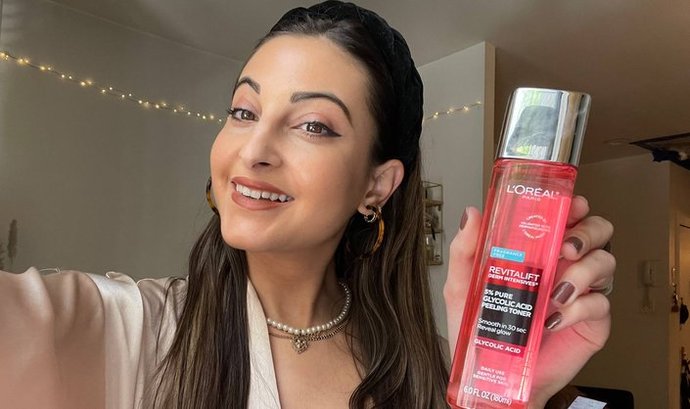 Ürün İncelemesi: L'Oréal Paris Değerli Çiçekler Makyaj Temizleme Serisi Hakkındaki Yorumlarım