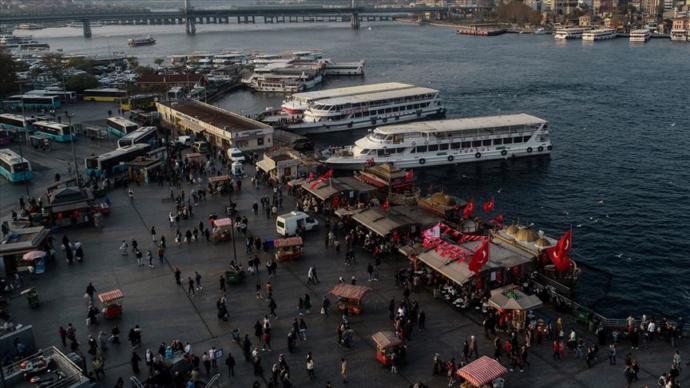 Eminönündeki Balıkçı Tekneleri