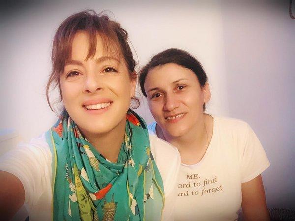 Erken Teşhis Hayat Kurtarır: Elim Sende Hareketine Katılarak Farkındalık Yaratan, Takdir Edilesi Ünlüler!