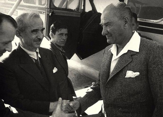 Gazi Mustafa Kemal Atatürk ve 10 Kasım Üzerine Kısa Bir Bence