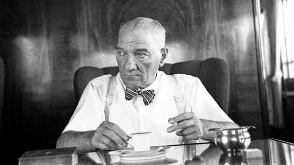 Gazi Mustafa Kemal Atatürk ve 10 Kasım Üzerine Kısa Bir Bence