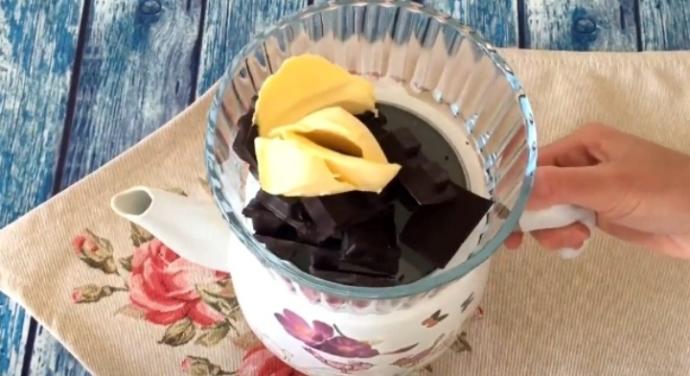 Daha Önce Yemeyenler İçin Müthiş Lezzet: Brownie Sandviç Nasıl Yapılır?
