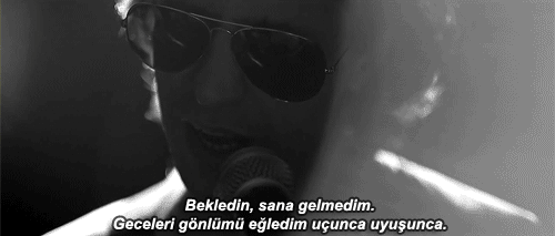 Uğruna Şarkılar Yazılan ve Hiçbir Konserde Adı Geçmeyen Dumanın Bal Kadını!