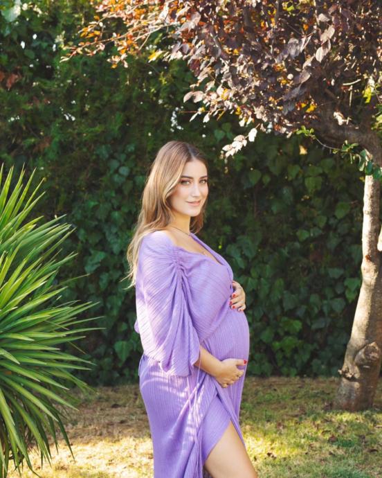 Hazal Kaya Anne Oldu: Hazal Kaya - Ali Atay Çiftinin Oğlu Fikret Ali Dünyaya Geldi