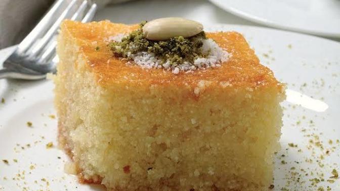 Çay Yanı İrmik Tatlısı Tarifi