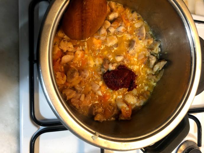 Tavuklu Acılı Enfes Makarna Nasıl Yapılır?