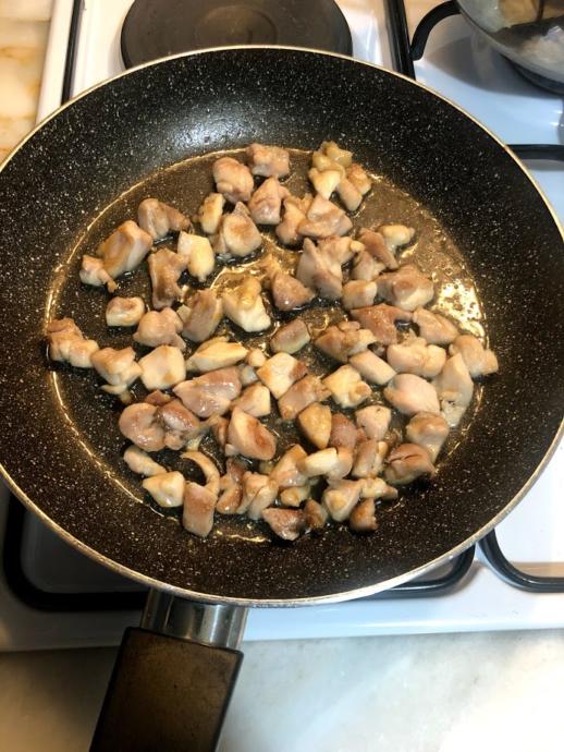 Tavuklu Acılı Enfes Makarna Nasıl Yapılır?