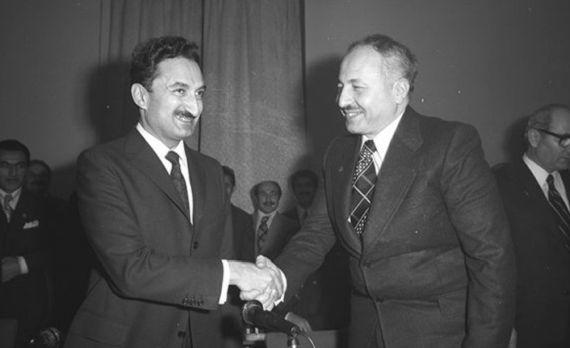 Kıbrıs Barış Harekatını yapan CHP-MSP koalisyonunun liderleri Ecevit ve Erbakan