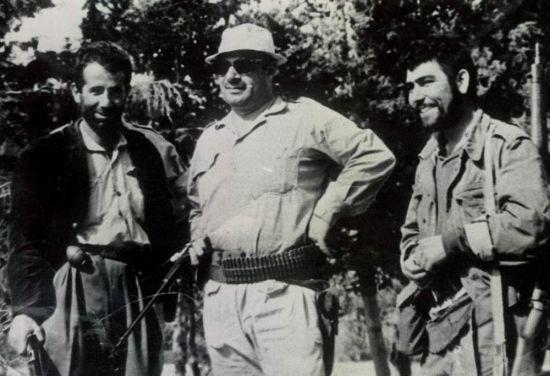 Mücahitlerle beraber askeri eğitim alan Rauf Denktaş